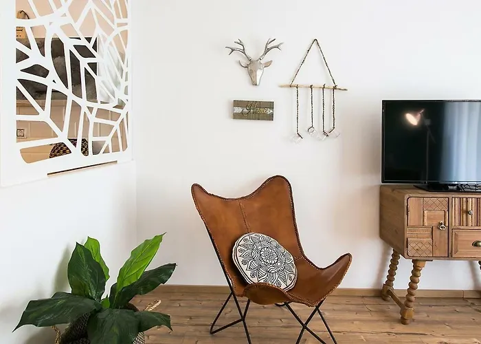 Apartament Boho Chic Apartment, Agia Sofia District #feelslikehome